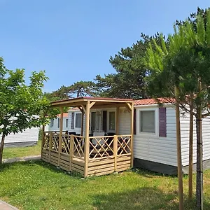 Mobile Homes Victoria San Marino 4*, Lopar Horvátország